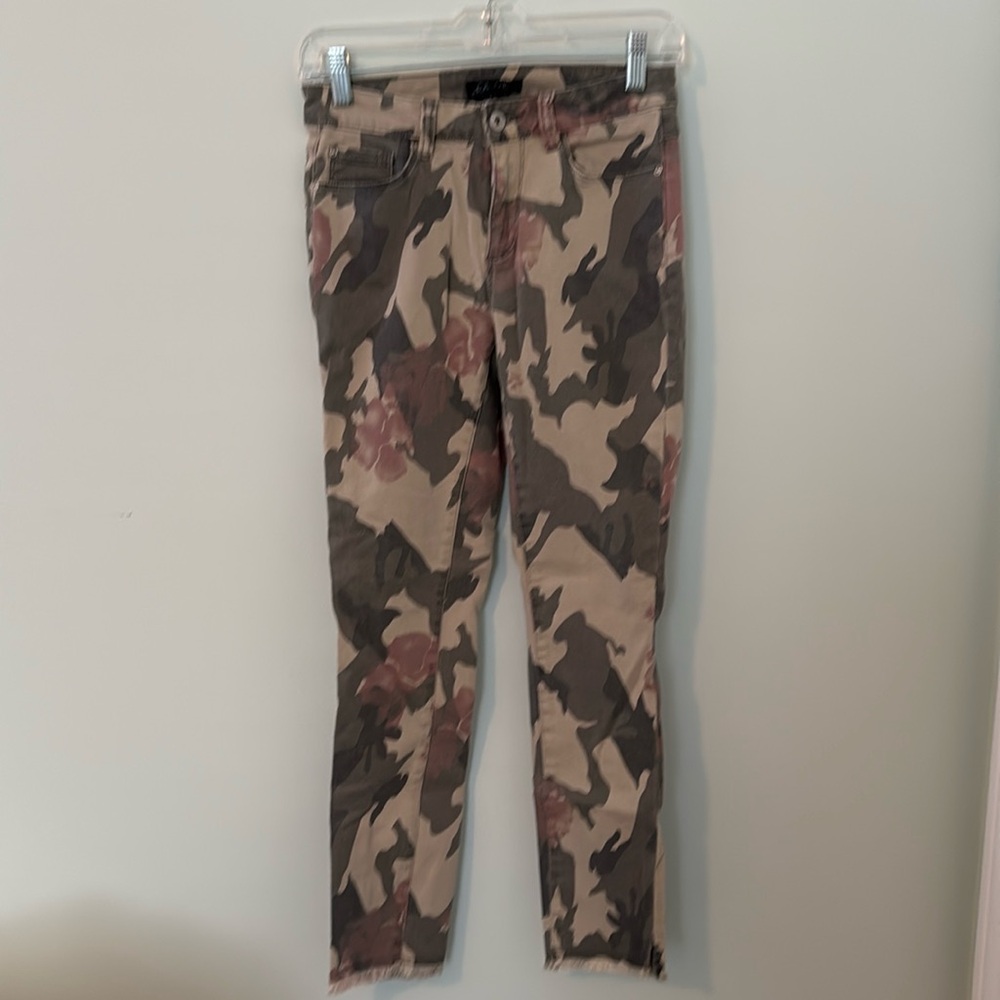 Ladies Camo Pants Size 0